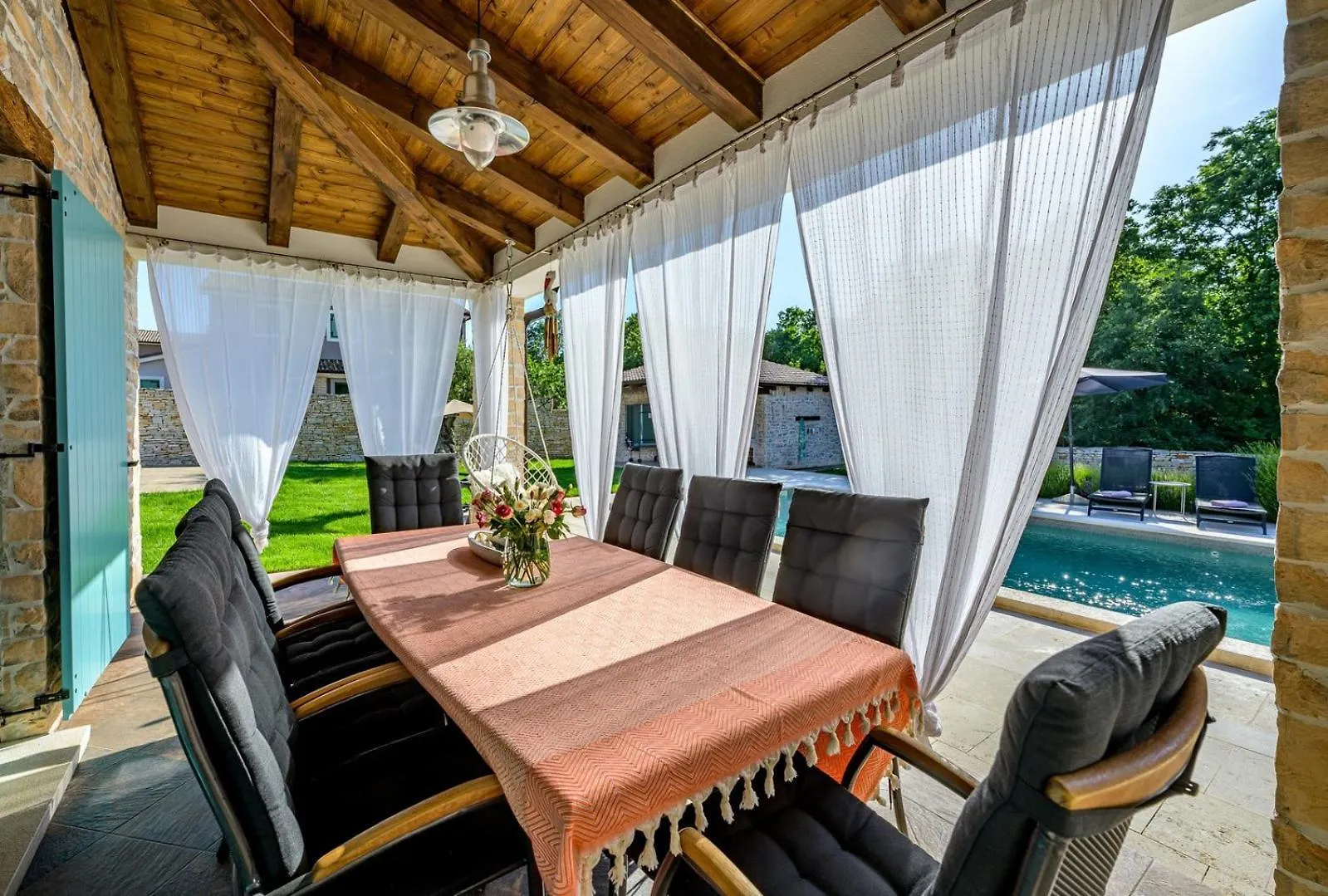 Villa Desire For 10 People In Central Istria With Private 53 M2 Pool And Pet Friendly Juršići